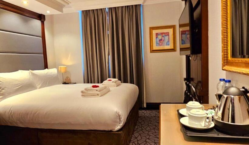 Fotos del hotel Hyde Park International Member of Park Grand London:  27