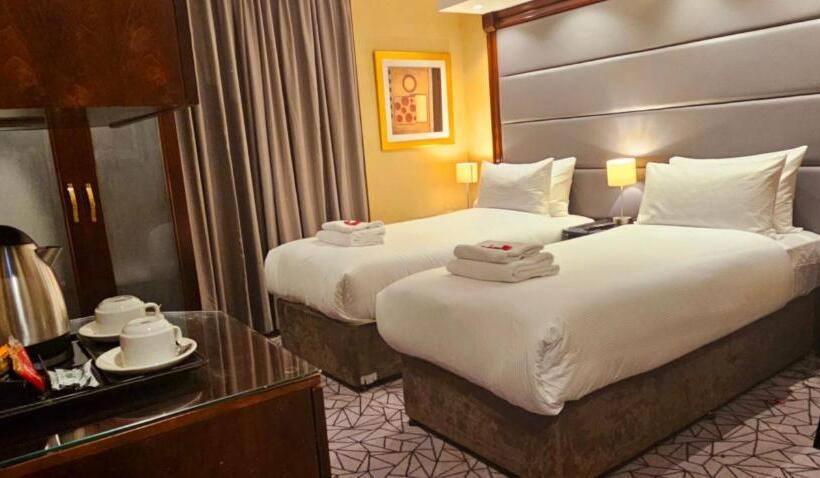 Fotos del hotel Hyde Park International Member of Park Grand London:  12