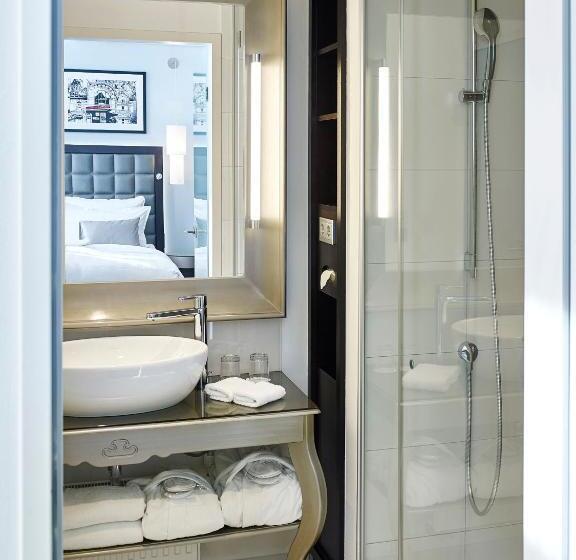 Fotos del hotel Steigenberger Hotel Herrenhof:  8