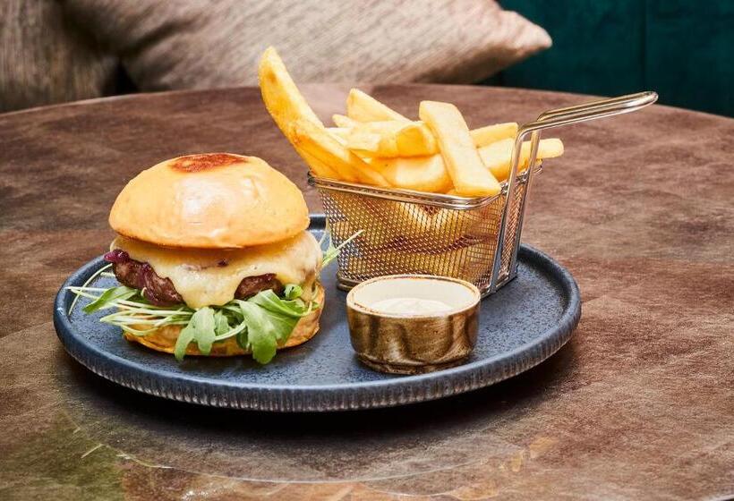 Fotos del hotel Steigenberger Hotel Herrenhof:  24