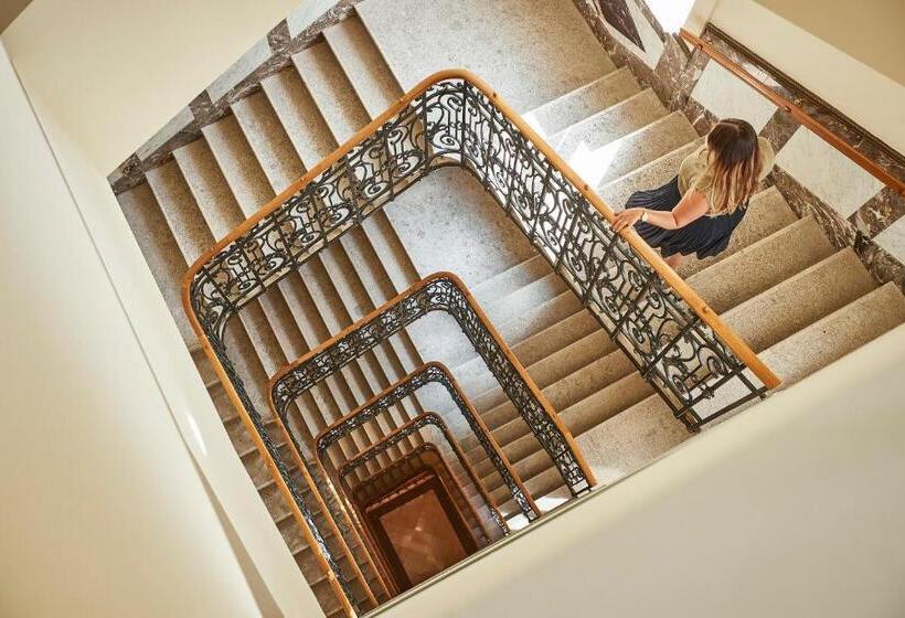 Fotos del hotel Steigenberger Hotel Herrenhof:  38