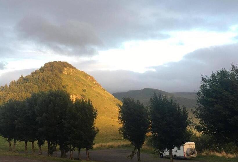 הוסטל Auberge Du Col De Neronne