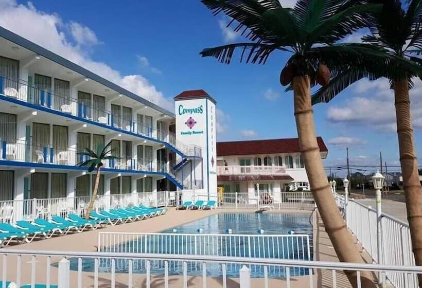 مُتل Compass Family Resort