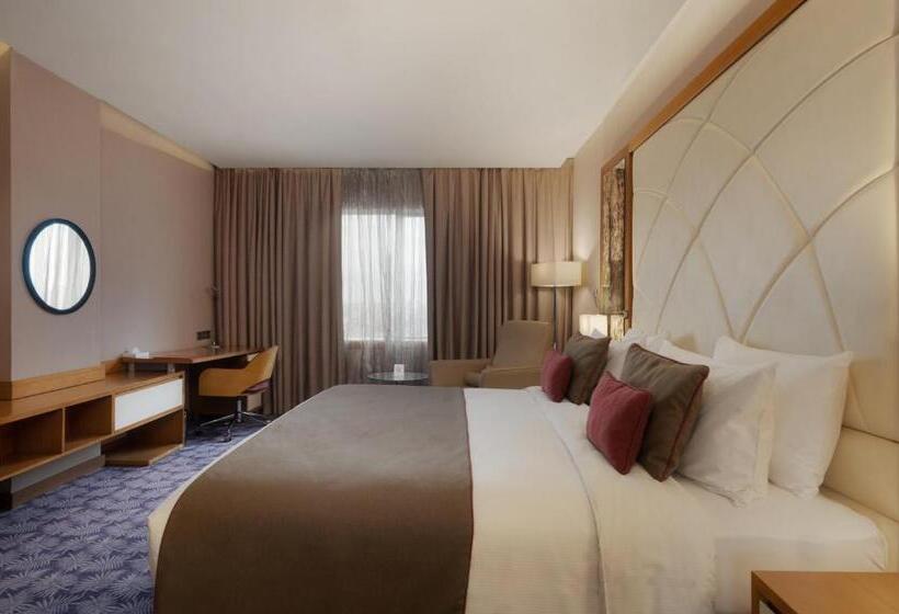 هتل Ramada By Wyndham Erbil Gulan Street