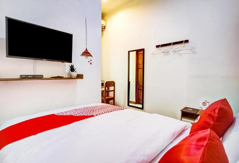 فندق Reddoorz At Mystays Pemuda Cepu Blora