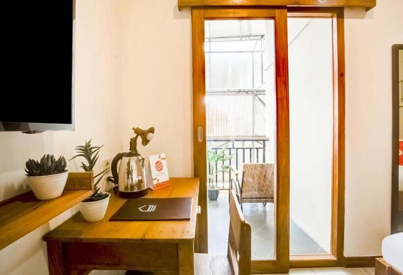 فندق Reddoorz At Mystays Pemuda Cepu Blora