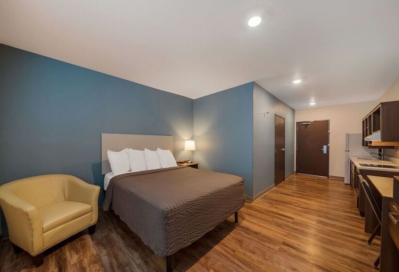 Отель Woodspring Suites Wesley Chapel Tampa