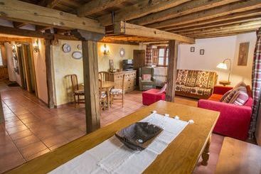 Traditional Cottage In Atauta Near Traditional Winery