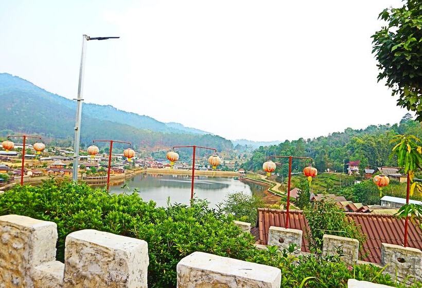 هتل Chasa Rakthai Resort
