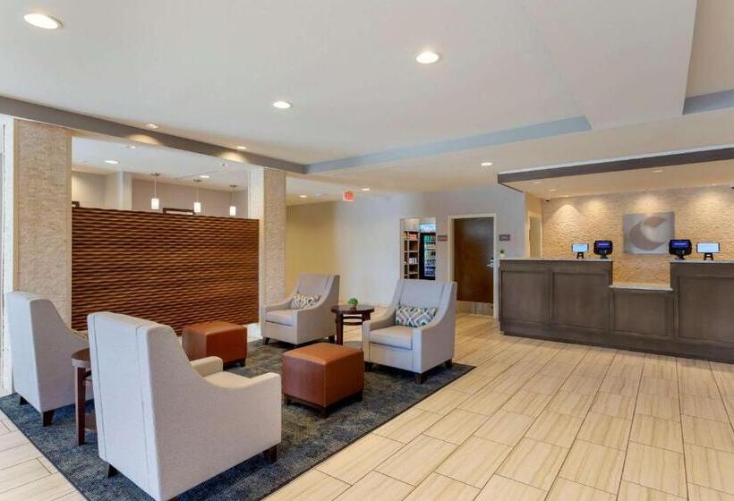 هتل Comfort Inn