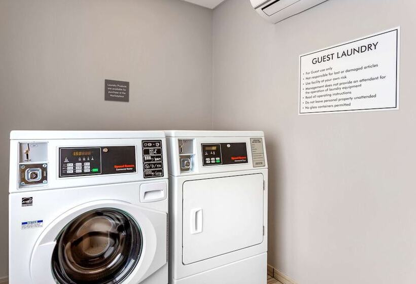 هتل Comfort Inn