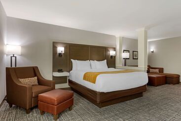 هتل Comfort Inn