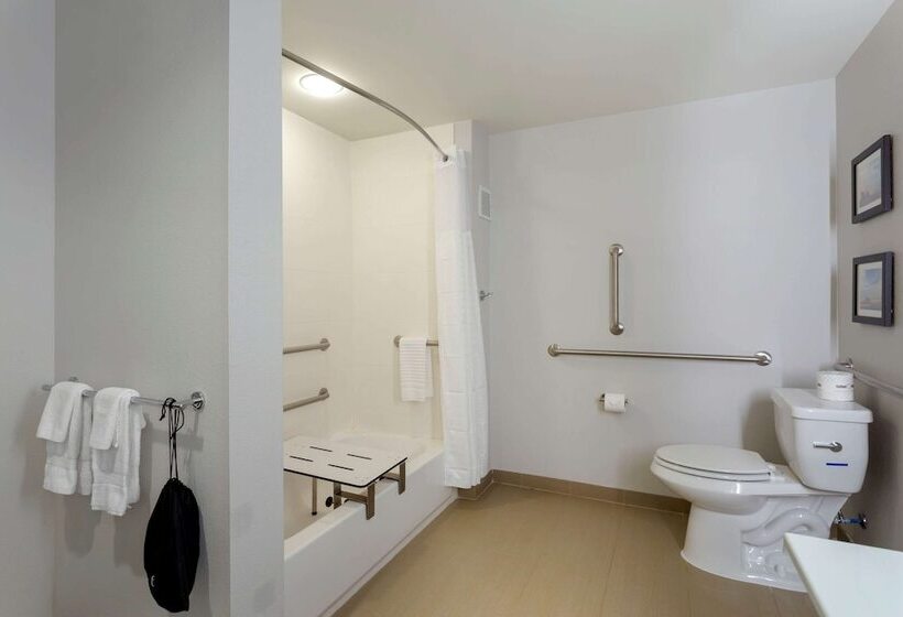 هتل Comfort Inn