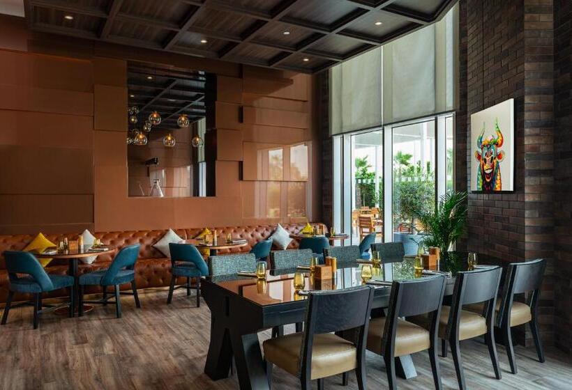 Fotos del hotel Radisson Hotel Dubai Damac Hills:  51