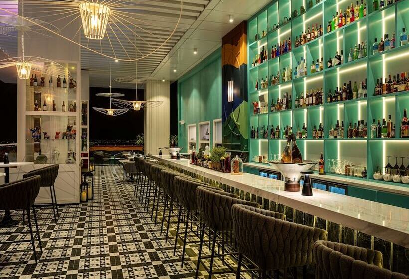 Fotos del hotel Radisson Hotel Dubai Damac Hills:  22