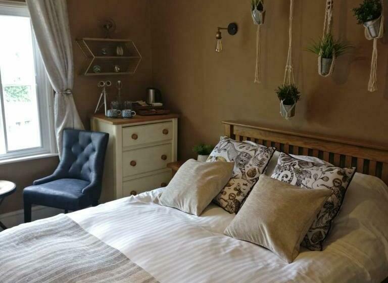 پانسیون The Riverside Rooms