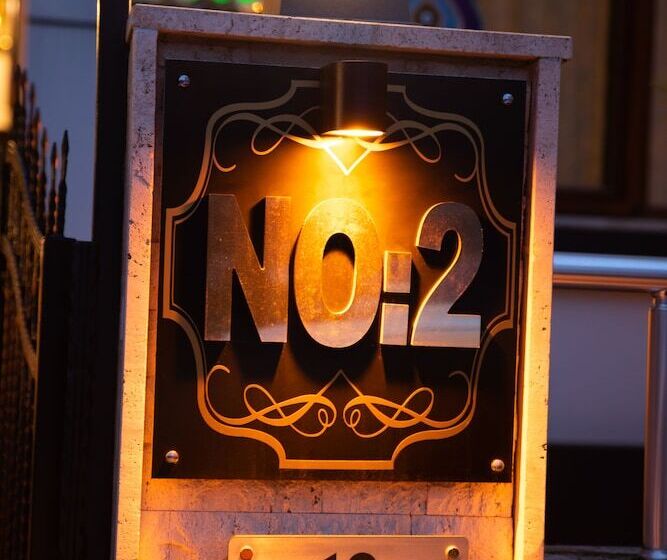 12 Rooms