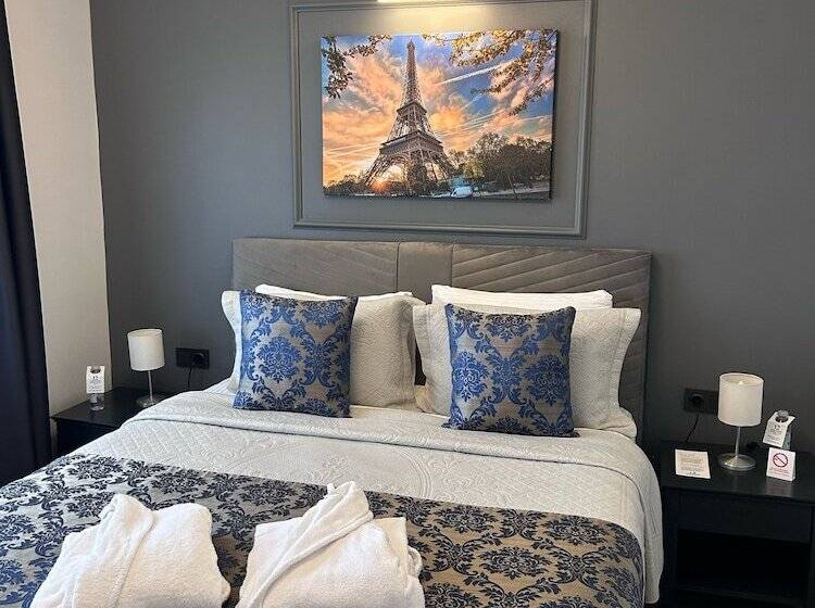 12 Rooms