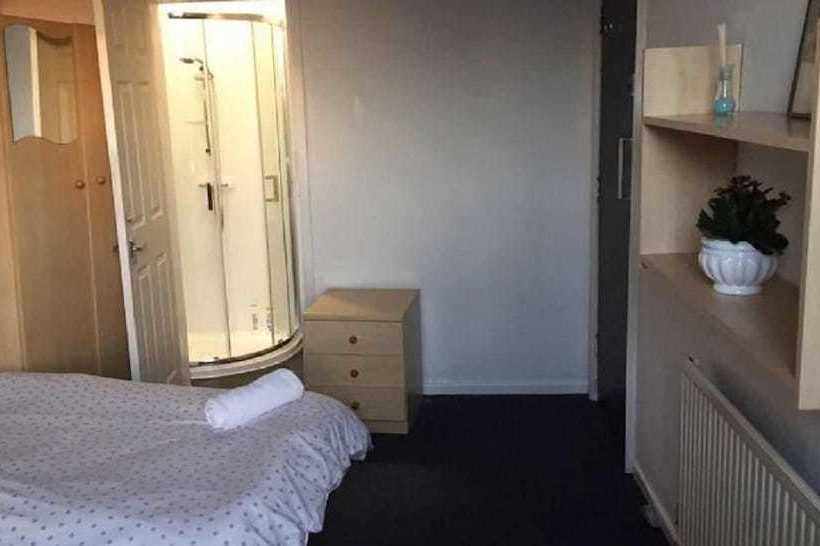 הוסטל Victoria Building