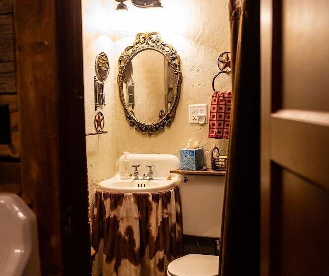 تختخواب و صبحانه Decatur Courthouse Suites