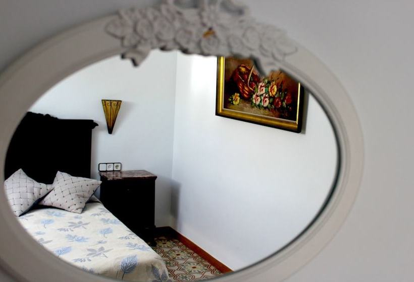 צימר Hostal Burriac