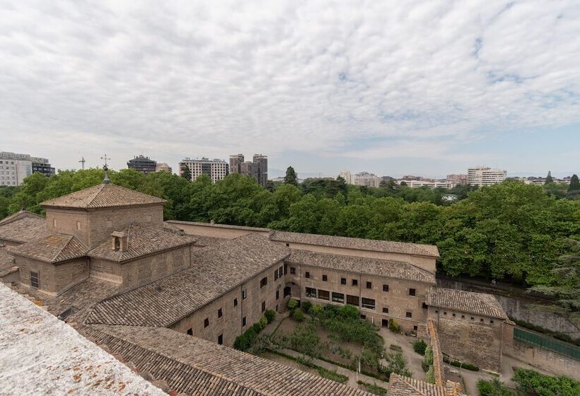 هتل Alda Centro Pamplona