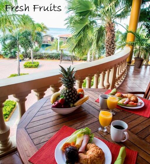 هتل Aruba Surfside Marina