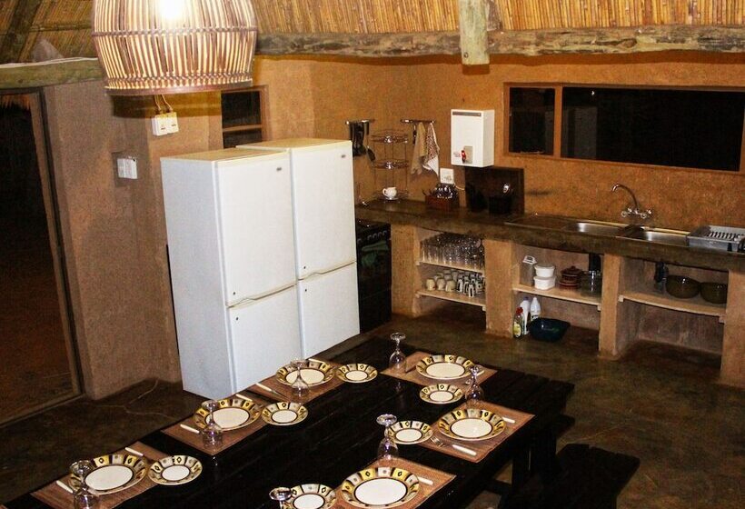 ホテル Blanco Hunting Safaris Game Ranch