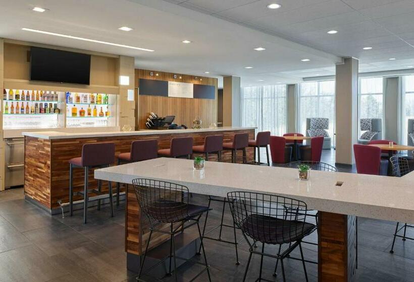 هتل Courtyard Denver Aurora