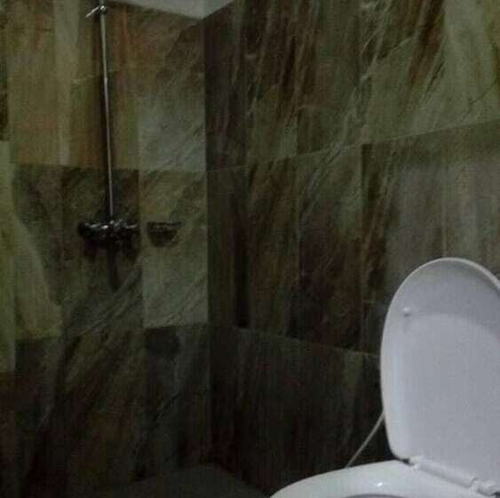 هتل Mbugani
