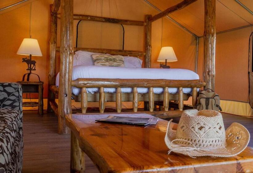 Отель Teton Peaks Resort