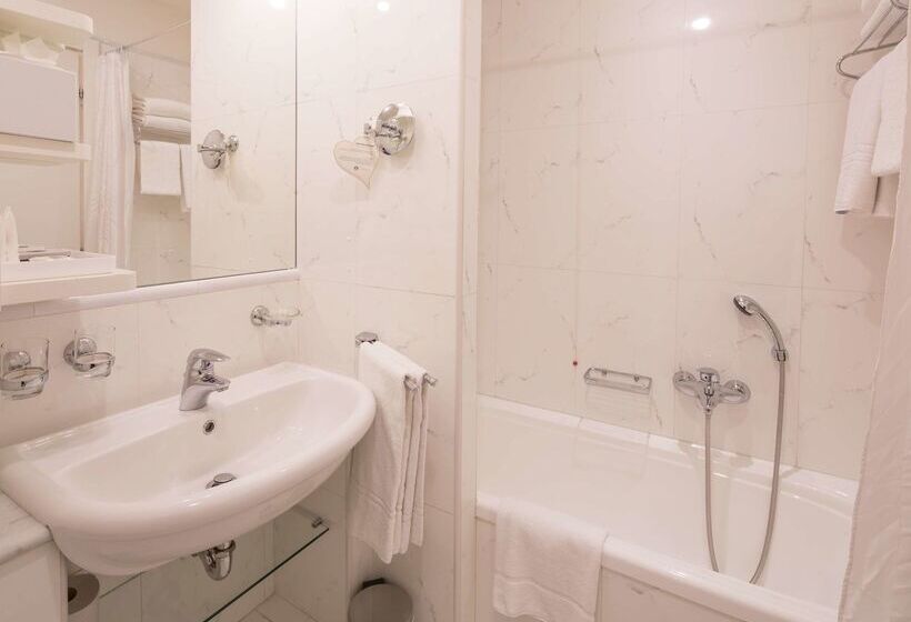 Fotos del hotel Best Western  I Triangoli:  32