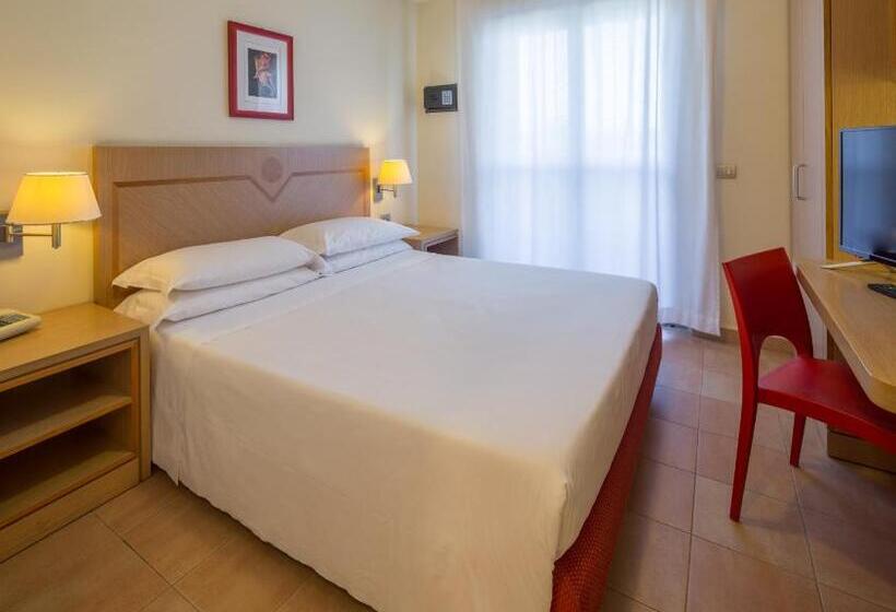 Fotos del hotel Best Western  I Triangoli:  8