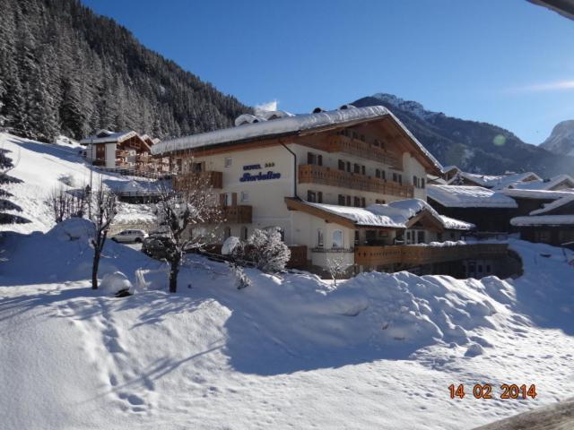 هتل Albergo Fiordaliso