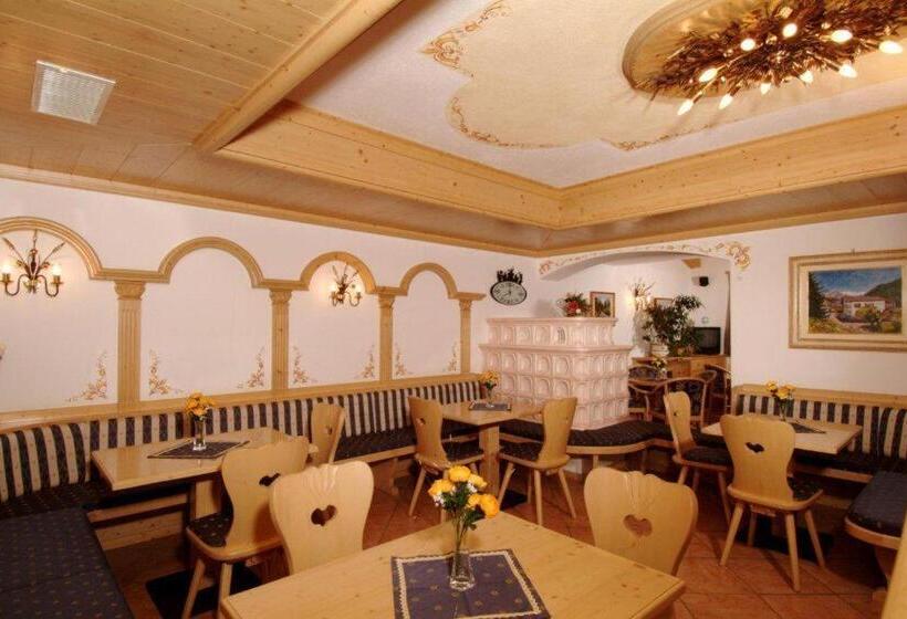 هتل Albergo Fiordaliso