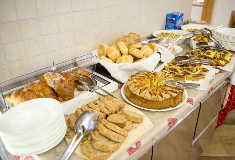 هتل Chalet Pineta Relax Location