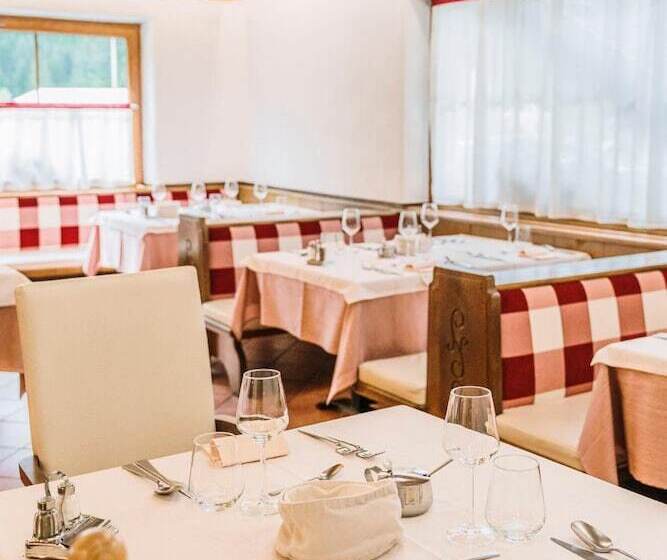 هتل Chalet Pineta Relax Location