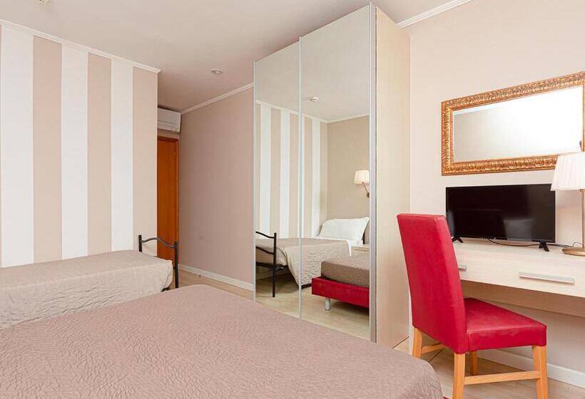 ホテル Corona Milano Marittima