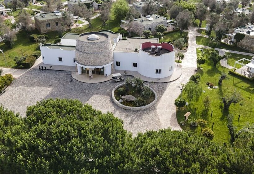 Отель Dolmen Sport Resort