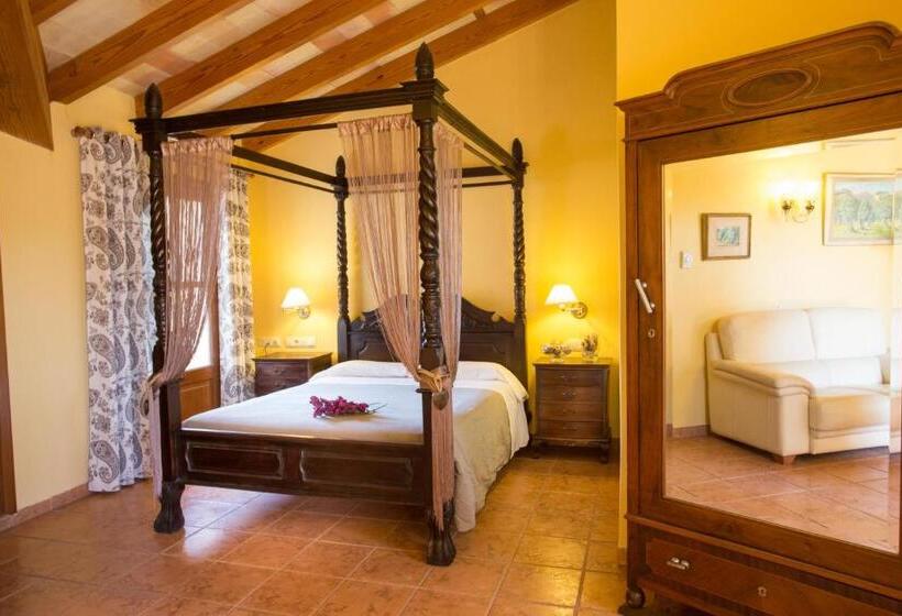 هتل Agroturismo Es Quatre Cantons