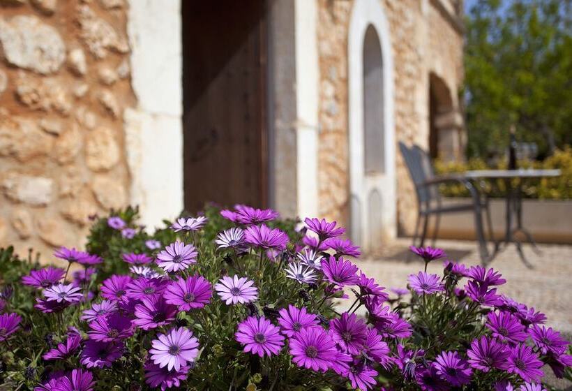 هتل Agroturismo Es Quatre Cantons