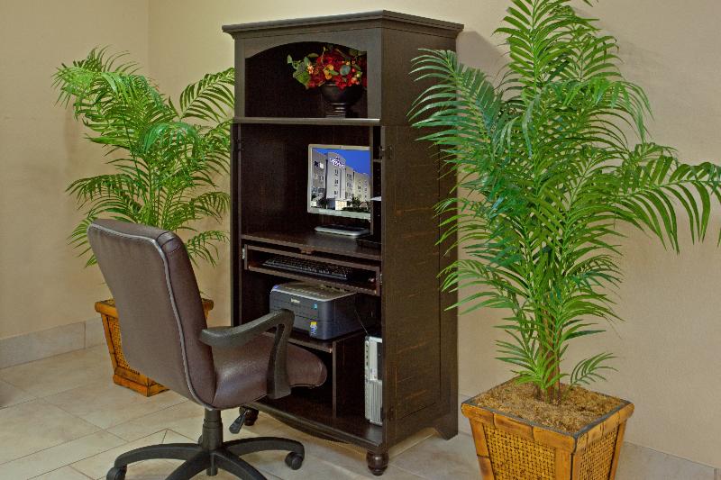 هتل Extended Stay America Suites  Houston  Katy  I10