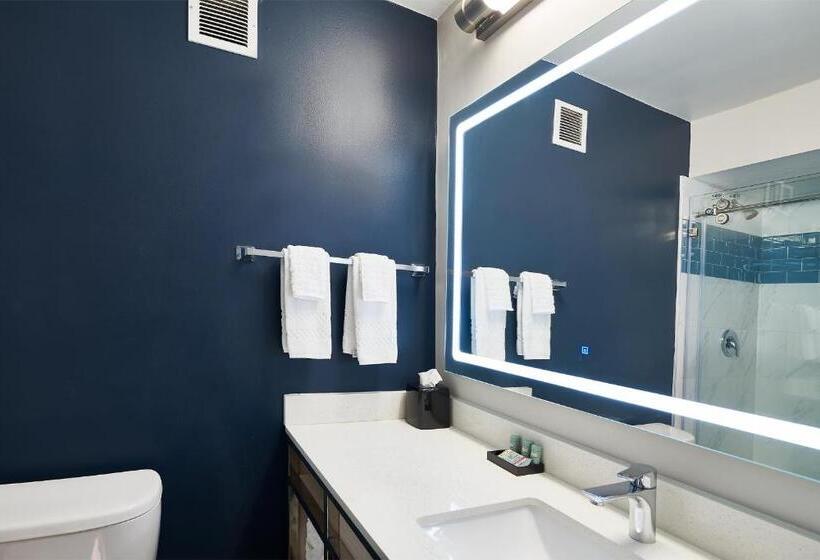 Отель Doubletree By Hilton Hilton Head Island