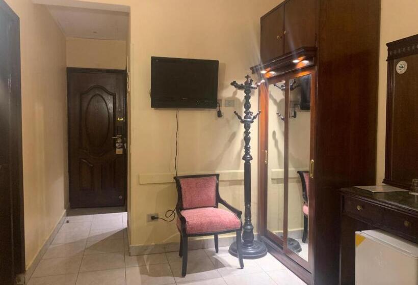 Fotos del hotel Holidays Express:  59