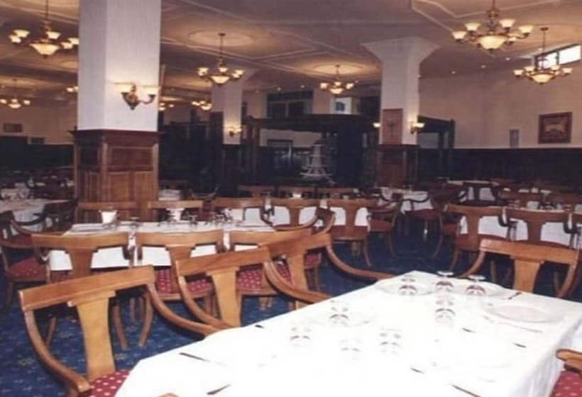 هتل Houna El Ferdaous