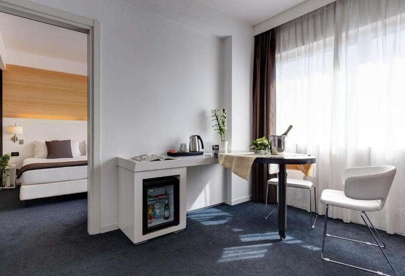 Fotos del hotel Ih S Roma Z3:  32