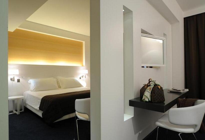 Fotos del hotel Ih S Roma Z3:  20