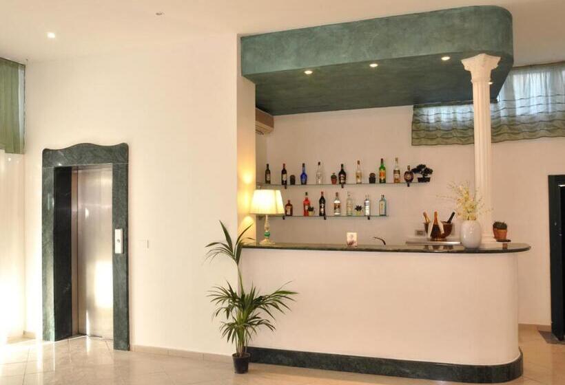 هتل Inn