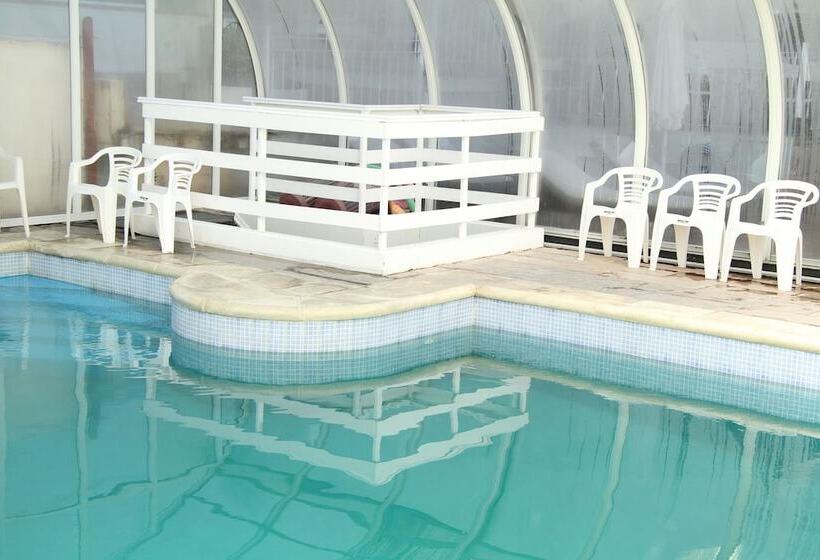 هتل Libertador De Pinamar