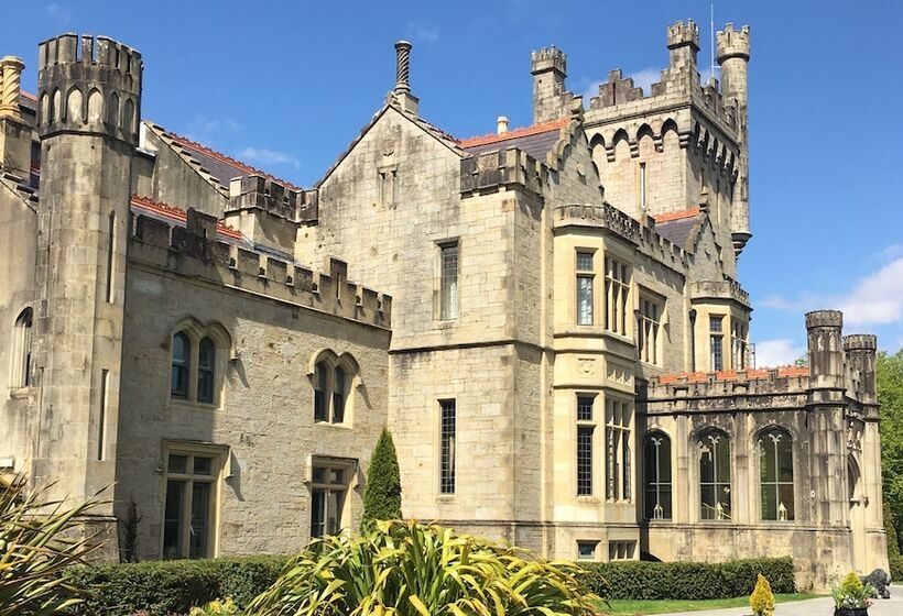 فندق Lough Eske Castle